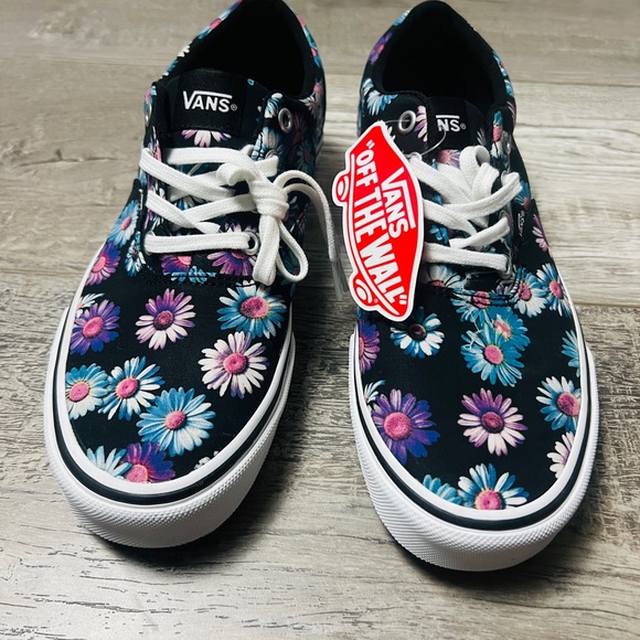 Vans Doheny Sneakers - Women's 8.5 - Picture 8 of 8